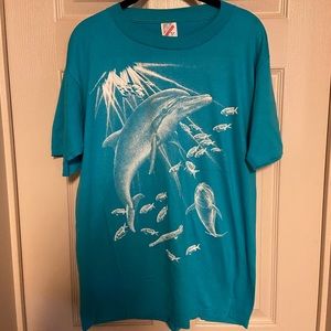 Vintage Jerzees Delphine Graphic T Shirt! Size Medium!